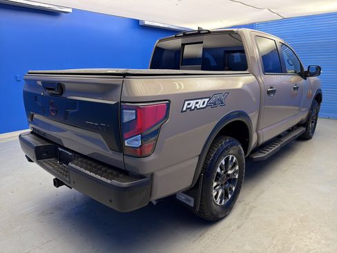 Used 2023 Nissan Titan PRO-4X w/ Pro-4x Convenience Package image 7