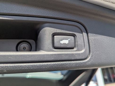 Used 2017 Honda Pilot EX-L image 9