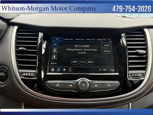 Used 2018 Chevrolet Trax LT w/ LT Convenience Package FWD image 23