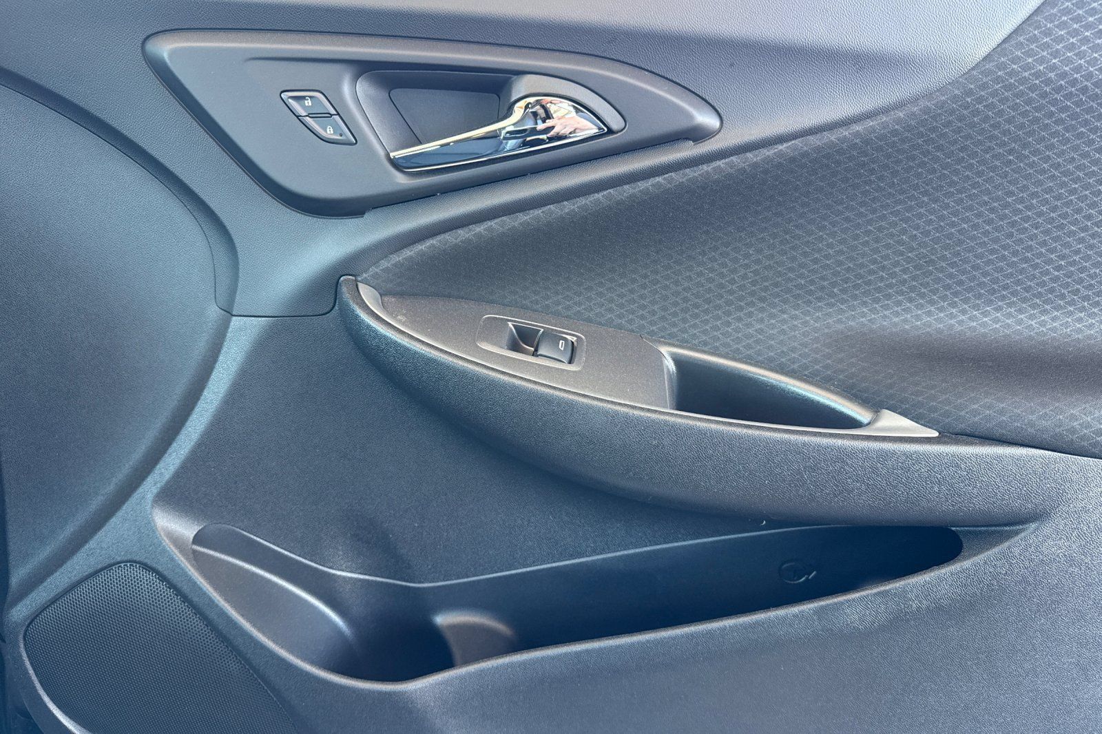 Used 2025 Chevrolet Malibu RS FWD image 25