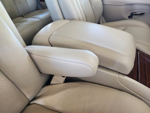 Used 2004 Cadillac Escalade AWD image 60