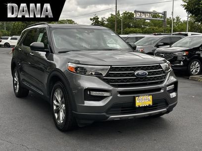 Certified 2022 Ford Explorer XLT w/ Equipment Group 202A