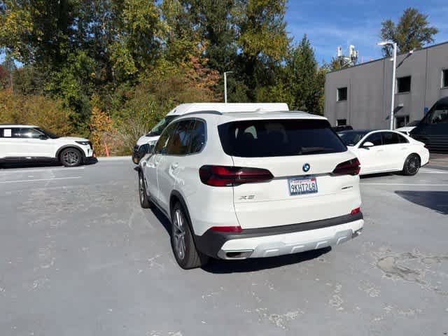 Used 2024 BMW X5 xDrive50e AWD/4WD image 7