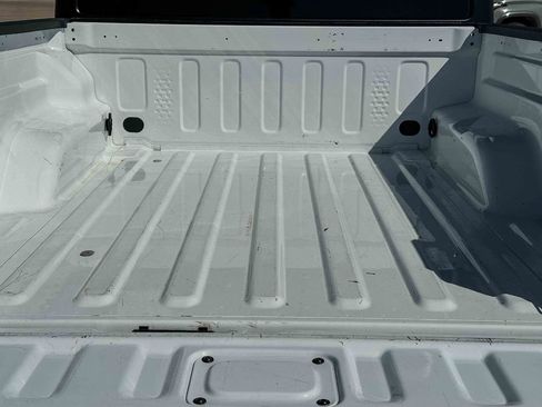 Used 2023 Jeep Gladiator Sport AWD/4WD image 20