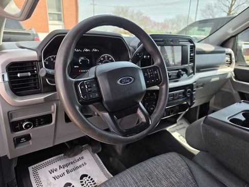 Used 2023 Ford F150 XLT w/ Trailer Tow Package image 4