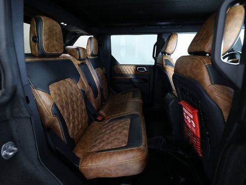 Used 2023 Ford Bronco Big Bend image 11