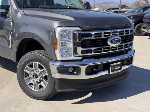 New 2025 Ford F350 XLT w/ FX4 Off-Road Package image 3
