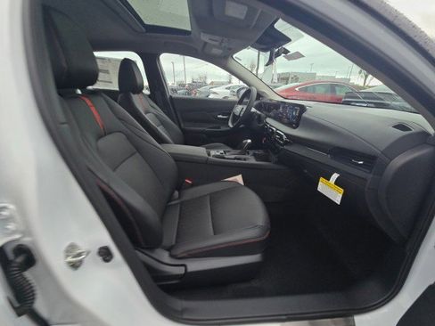 New 2026 Nissan Sentra SR w/ SR Premium Package image 11