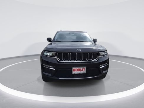 Used 2023 Jeep Grand Cherokee Limited AWD/4WD image 3