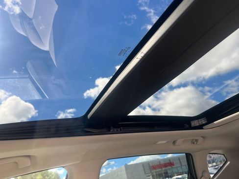 Used 2024 Nissan Murano Platinum w/ Cargo Package image 22