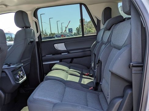 Certified 2025 Ford Expedition Max Active image 14