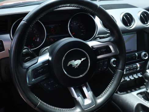 Used 2019 Ford Mustang GT Premium RWD image 21