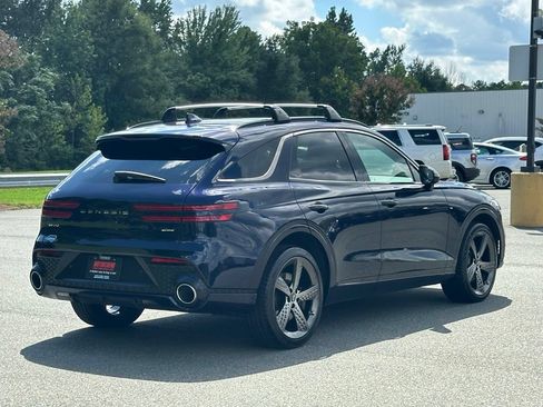 Used 2023 Genesis GV70 2.5T w/ Sport Prestige Package AWD/4WD image 9