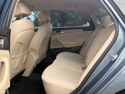 Used 2015 Hyundai Sonata SE FWD image 13