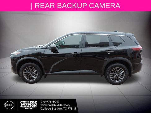 Certified 2023 Nissan Rogue S image 7