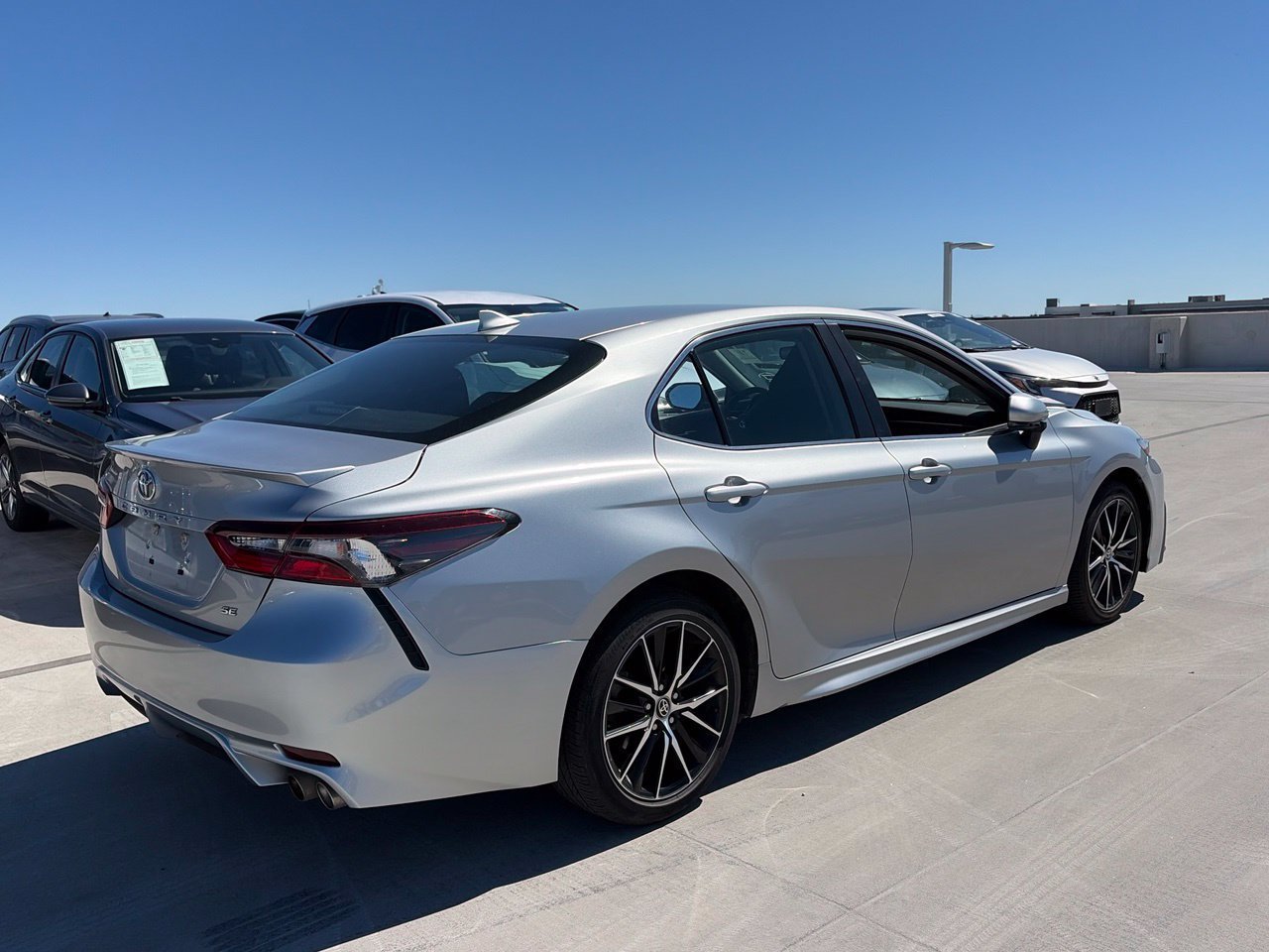 Used 2024 Toyota Camry SE w/ Cold Weather Package FWD image 2