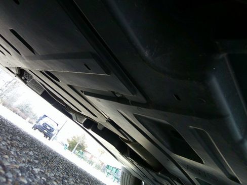 Used 2023 Jaguar F-PACE S image 86