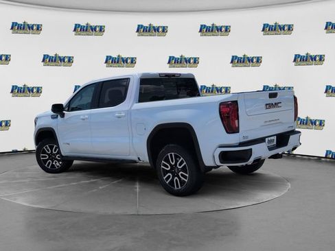 Used 2024 GMC Sierra 1500 AT4 w/ Technology Package AWD/4WD image 11