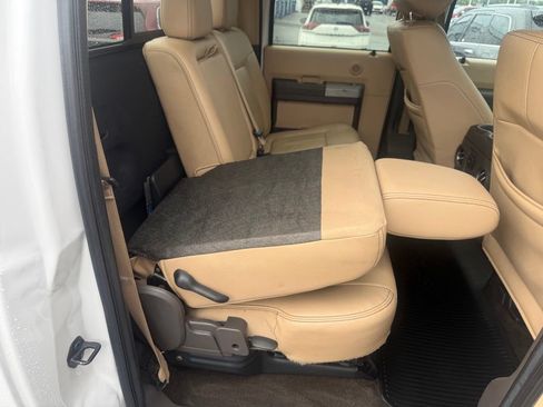 Used 2016 Ford F350 Lariat w/ Lariat Interior Package AWD/4WD image 62
