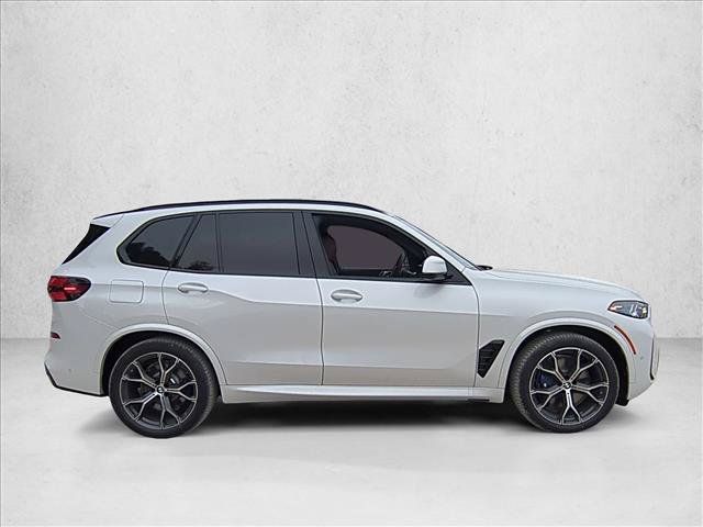 Used 2026 BMW X5 xDrive50e w/ M Sport Package AWD/4WD image 6