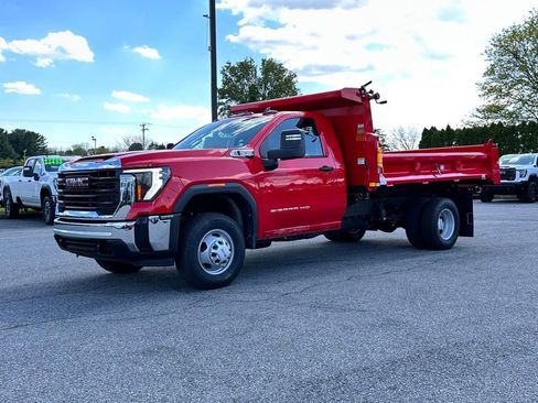 New 2026 GMC Sierra 3500 Pro AWD/4WD image 2