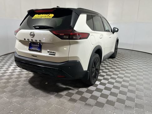 Used 2023 Nissan Rogue SV w/ SV Premium B Package AWD/4WD image 8