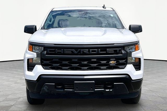 Used 2024 Chevrolet Silverado 1500 W/T w/ Trailering Package AWD/4WD image 2