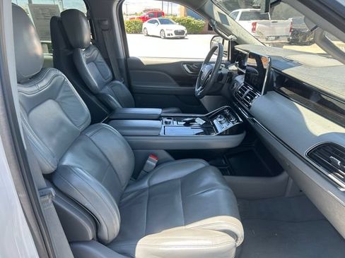 Used 2020 Lincoln Navigator Reserve w/ Equipment Group 208A Reserve AWD/4WD image 31