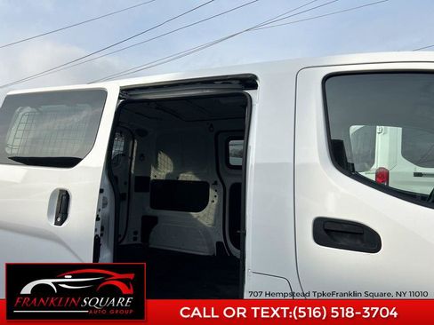 Used 2021 Nissan NV200 SV w/ Sliding Door Glass Package image 41