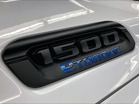 Used 2025 RAM 1500 Big Horn AWD/4WD image 36