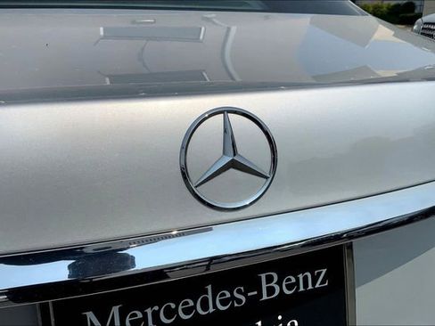 Used 2019 Mercedes-Benz E 300 4MATIC image 28