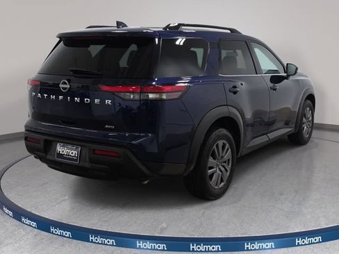 Used 2025 Nissan Pathfinder SV AWD/4WD image 6