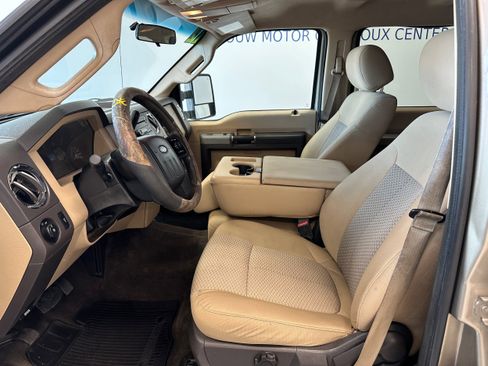 Used 2013 Ford F250 XLT image 10
