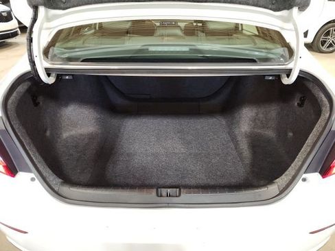 Used 2018 Honda Accord Sport image 24