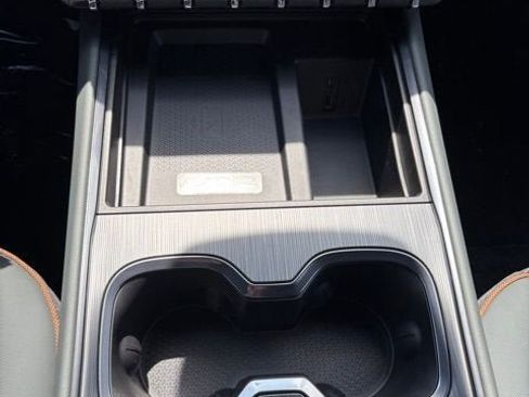 New 2026 GMC Acadia AT4 w/ Super Cruise Package image 27