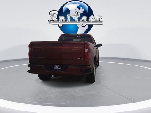 Used 2020 Chevrolet Silverado 1500 Custom w/ Custom Value Package image 10