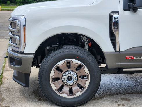 New 2026 Ford F250 King Ranch AWD/4WD image 9