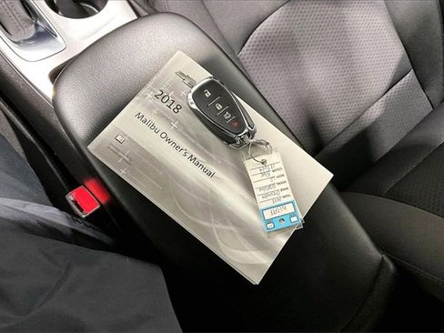 Used 2018 Chevrolet Malibu LS image 36