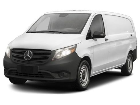 Used 2022 Mercedes-Benz Metris image 1