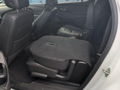 Used 2022 Chevrolet Traverse RS AWD/4WD image 15