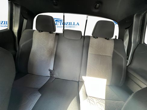 Used 2023 Toyota Tacoma 2WD Double Cab image 10