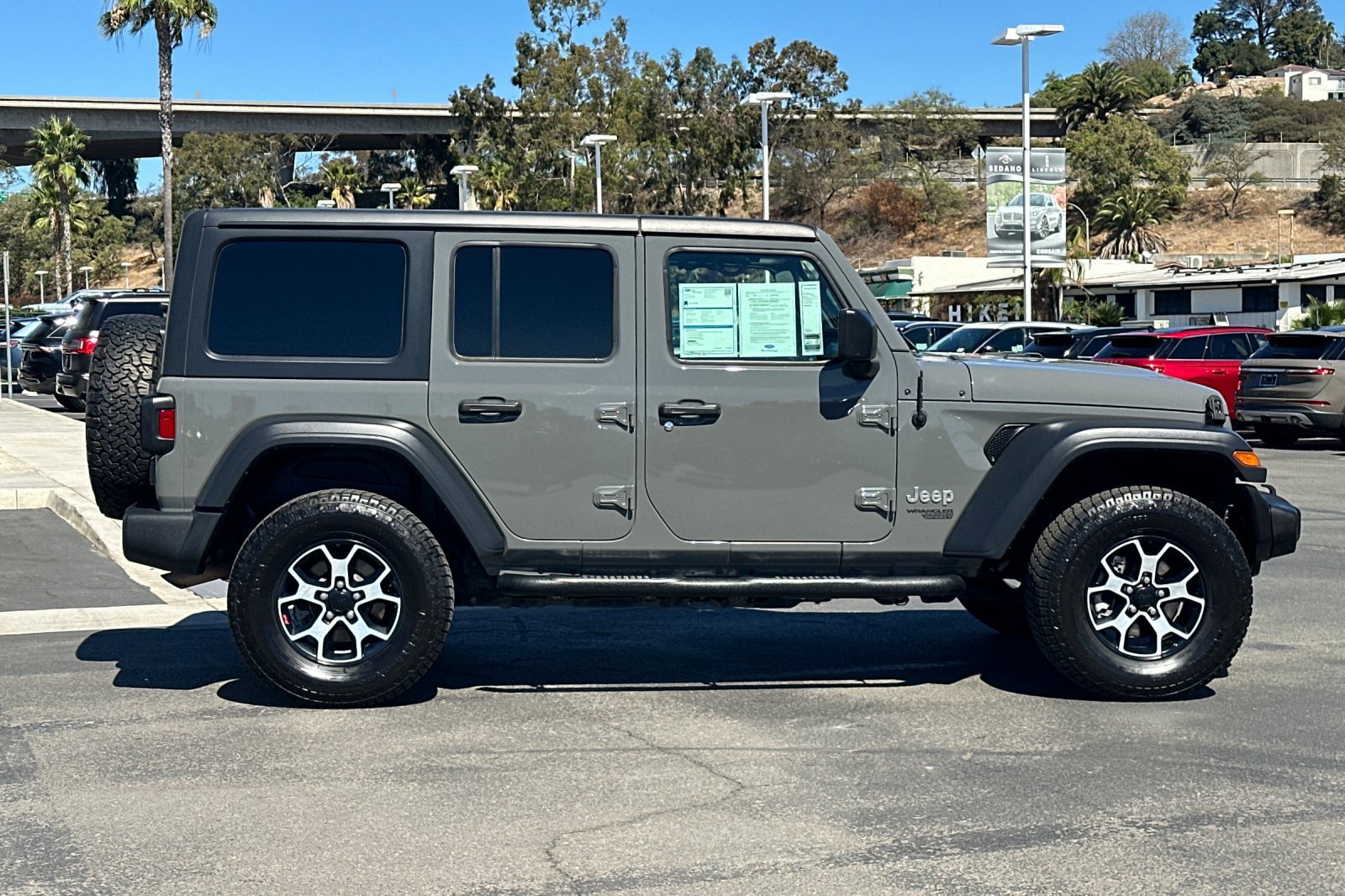 Used 2019 Jeep Wrangler Unlimited Sport S AWD/4WD image 2