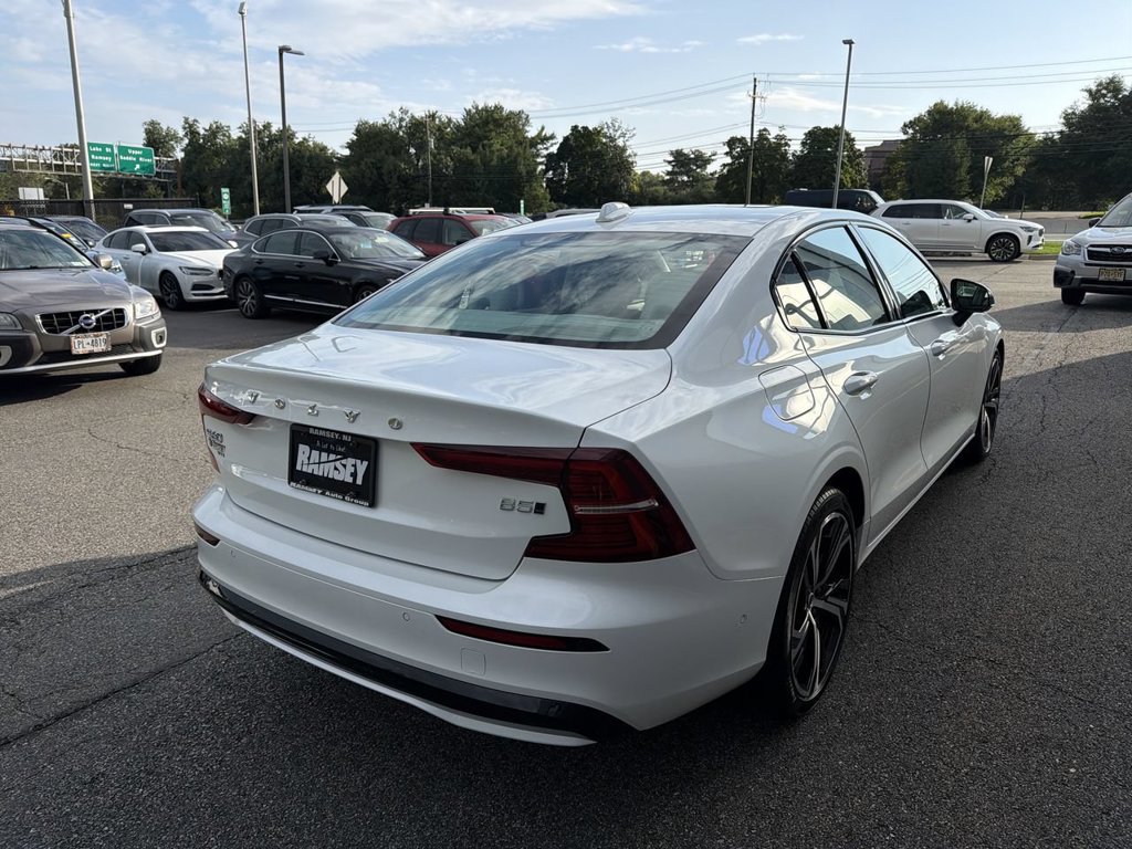 Certified 2024 Volvo S60 B5 Ultimate AWD/4WD image 8