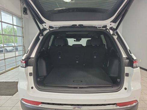 New 2025 Jeep Grand Cherokee Limited AWD/4WD image 7
