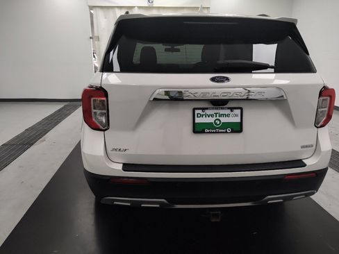 Used 2020 Ford Explorer XLT w/ Equipment Group 202A RWD image 6