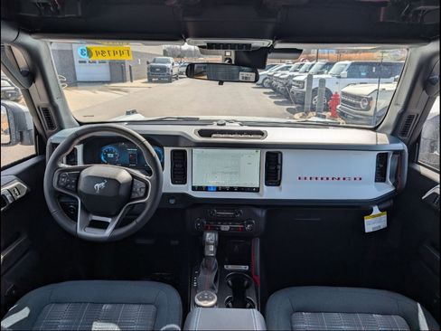 New 2026 Ford Bronco Heritage Edition image 5