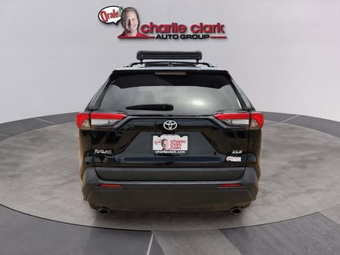 Used 2024 Toyota RAV4 XLE Premium FWD image 4