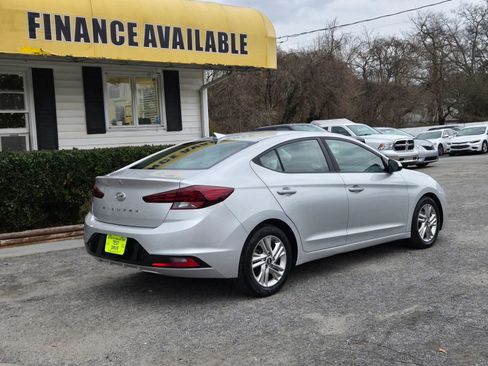 Used 2020 Hyundai Elantra SEL image 3