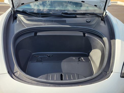 Used 2020 Tesla Model 3 Standard Range Plus image 14