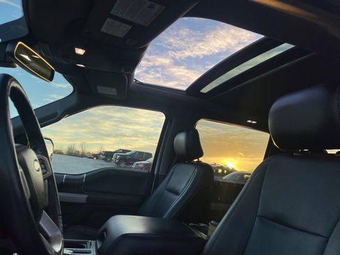 Used 2017 Ford F150 Lariat w/ Equipment Group 502A Luxury image 7